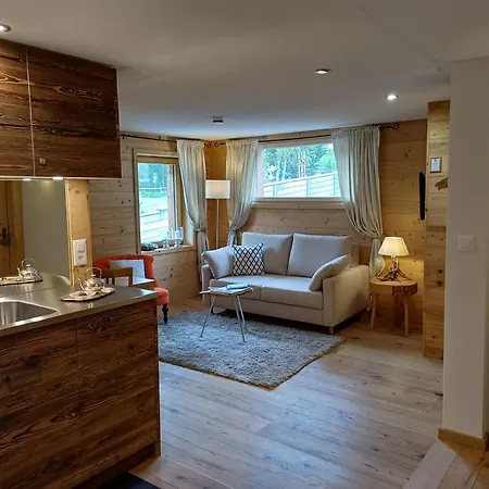 Chesa Staila Bed & Breakfast 4*