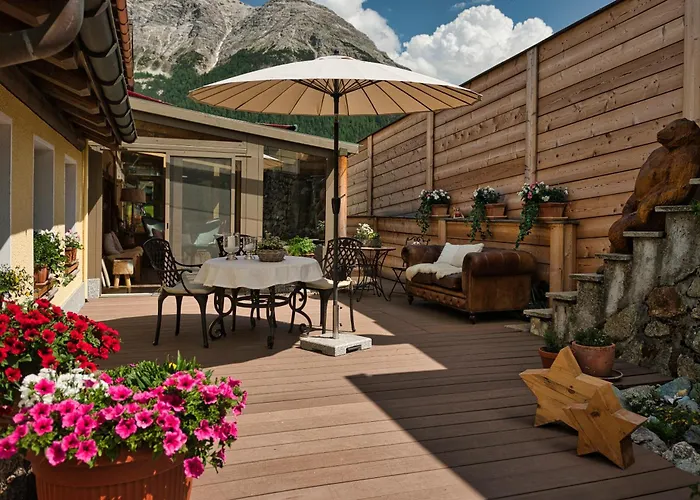 Chesa Staila Alojamento de Acomodação e Pequeno-almoço La Punt-Chamues-ch