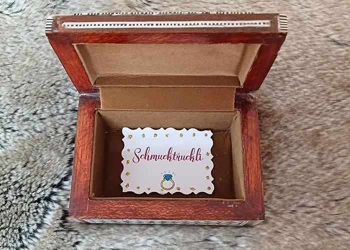 Chesa Staila Alojamento de Acomodação e Pequeno-almoço 4*