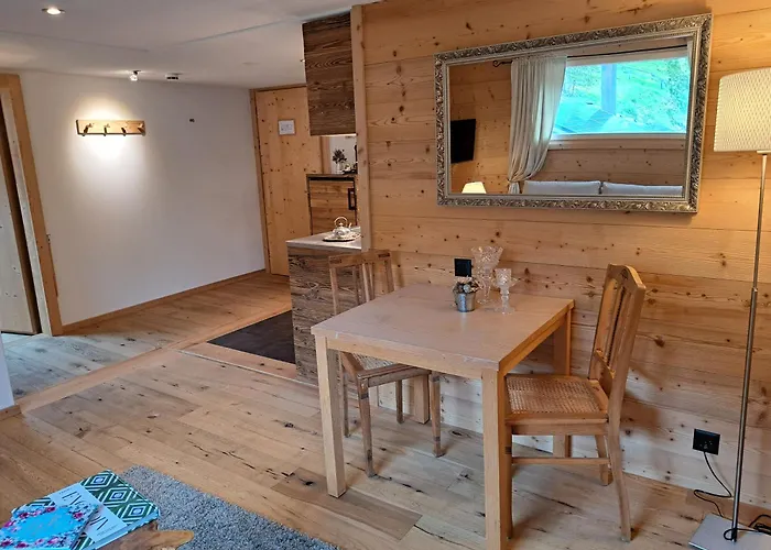 Alojamento de Acomodação e Pequeno-almoço Chesa Staila