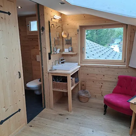 Chesa Staila לה פונט-שמוס-סאז'