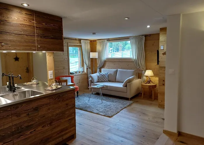 Chesa Staila Bed & Breakfast 4*