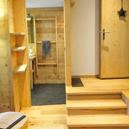 Chesa Staila Bed & Breakfast