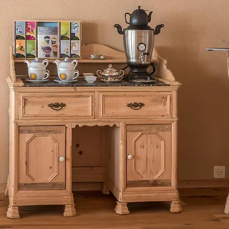 Chesa Staila Bed & Breakfast 4*