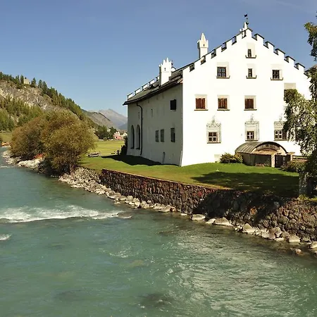 Chesa Staila 4* La Punt-Chamues-ch